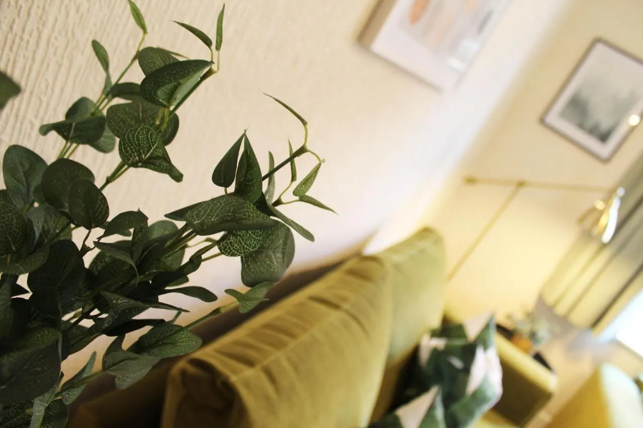 Apartment 2 Bed, Up To 6 Guests Near Chester City Centre