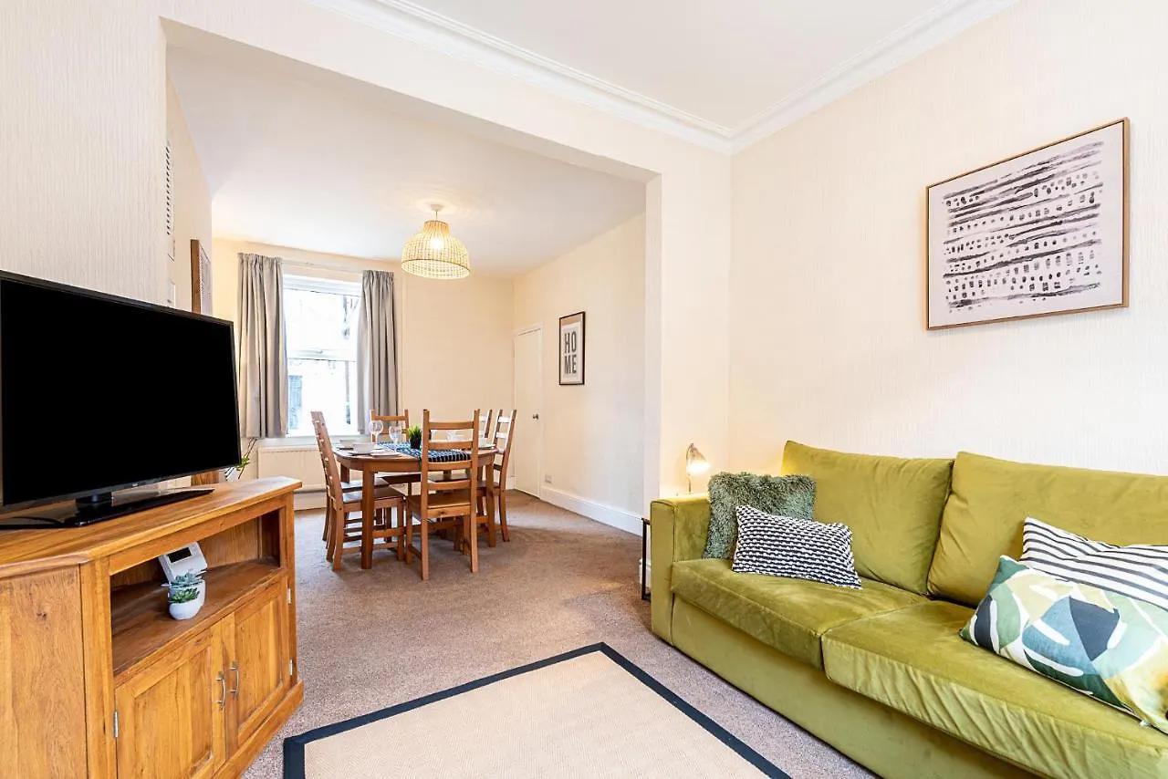 Apartment 2 Bed, Up To 6 Guests Near Chester City Centre United Kingdom