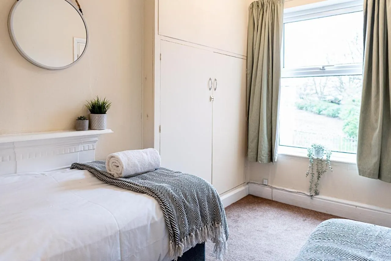 Apartment 2 Bed, Up To 6 Guests Near Chester City Centre